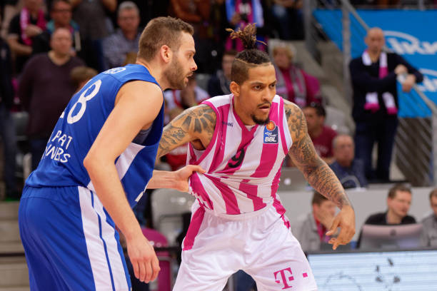 这一事件中 这一事件中