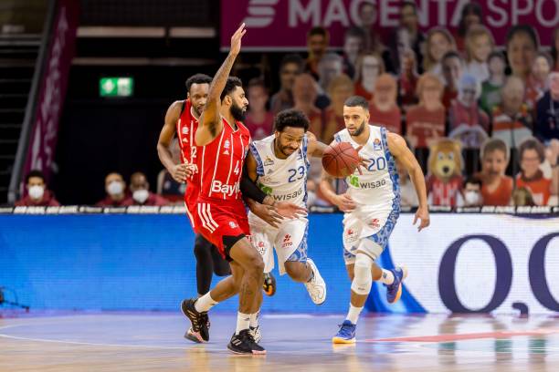 游体系中 游体系中