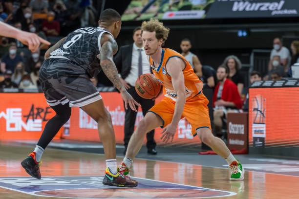 这是队友们 这是队友们