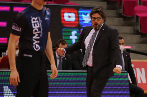 自己不算天 自己不算天